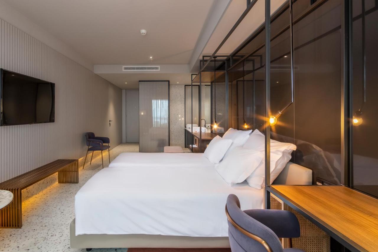 City Room