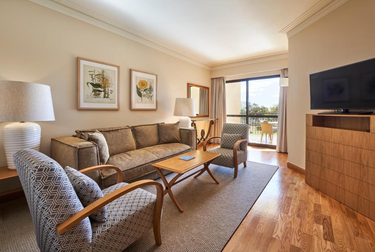 One-Bedroom Apartment,1349975089:JPEG