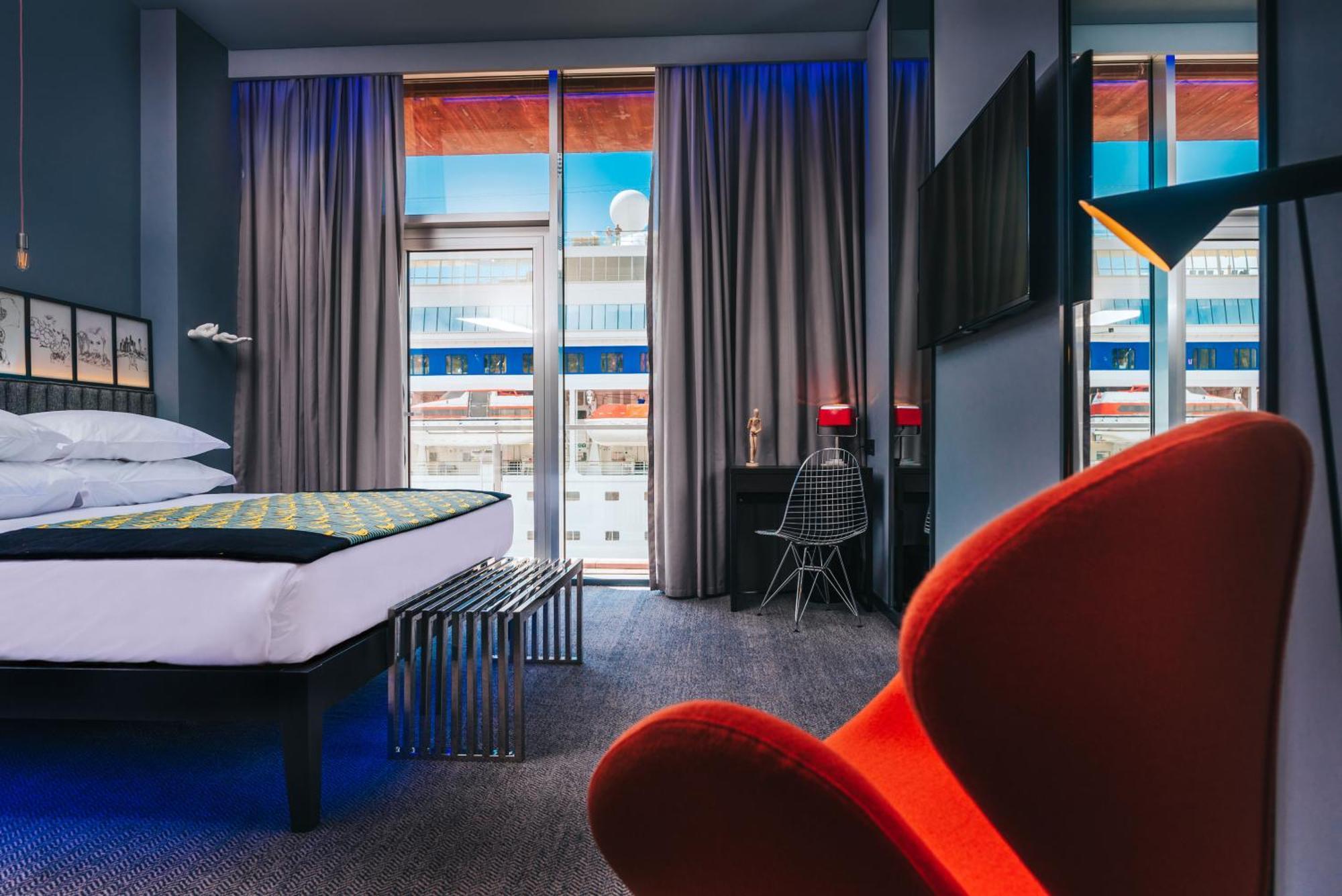 CR Superior Double Room