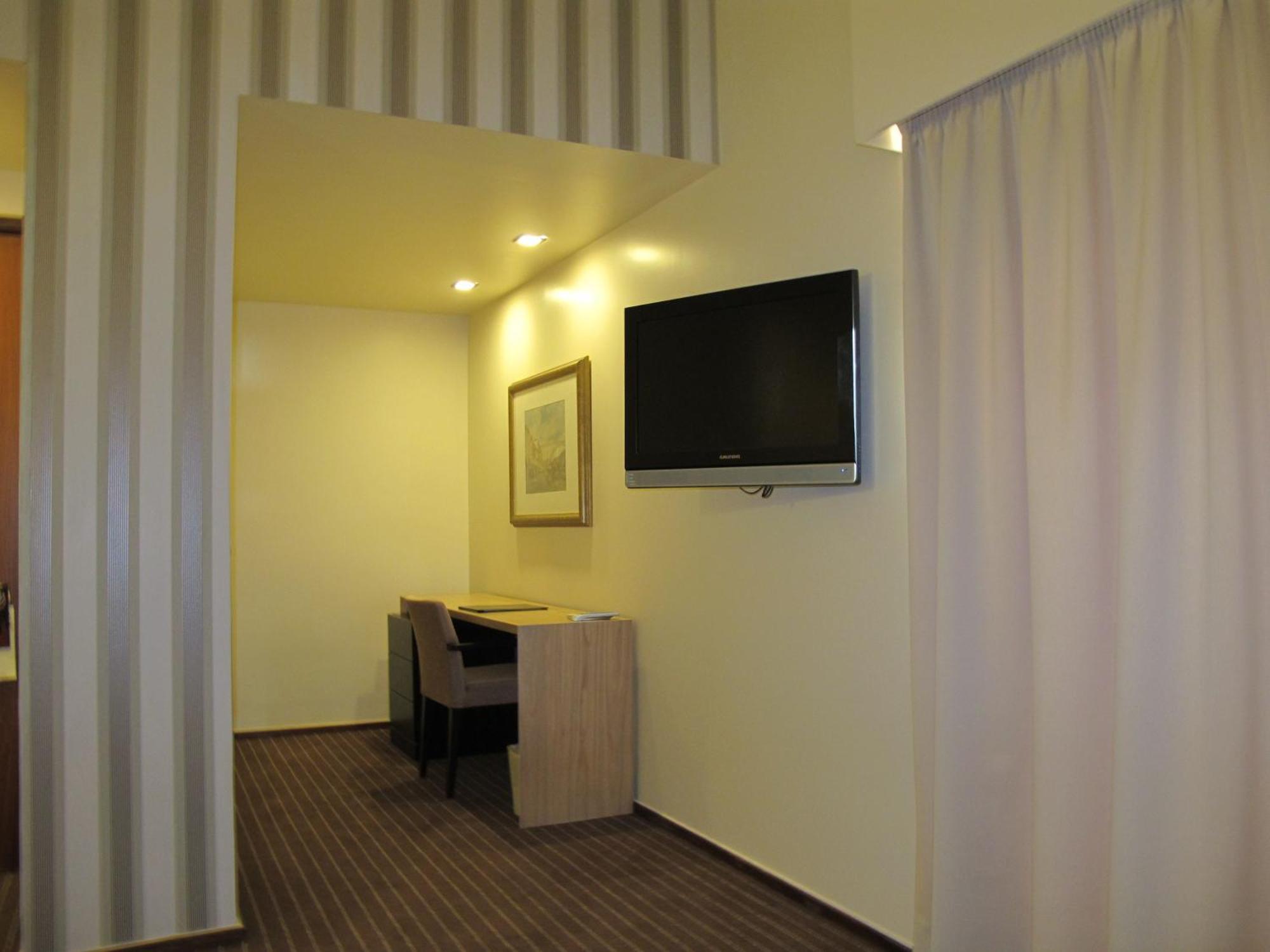 Executive Suite Sea View