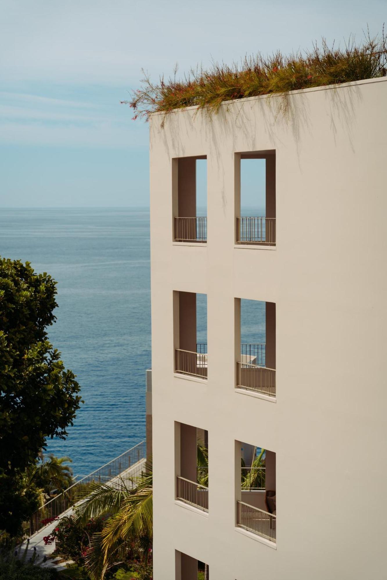 Ocean Room