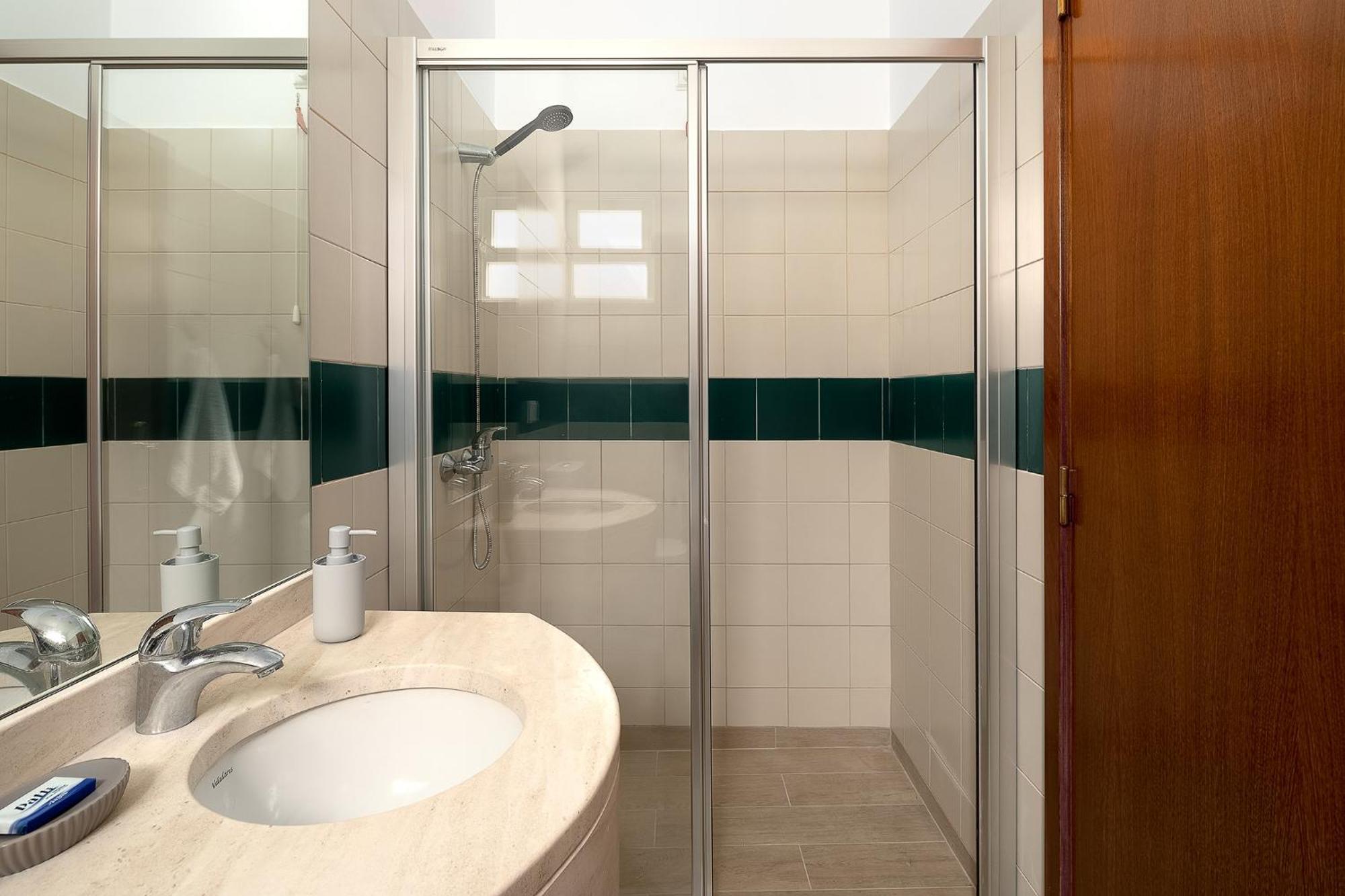 Chambre Double - Vue sur Montagne
