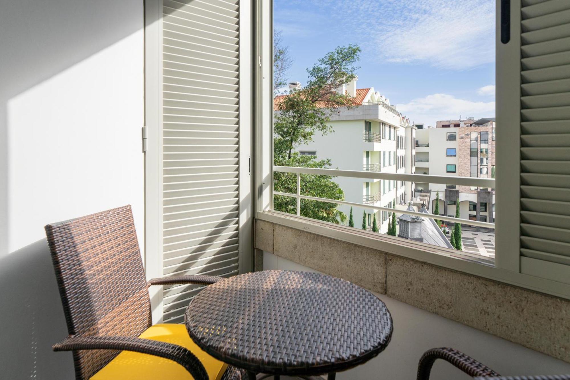 Double or Twin Room Balcony