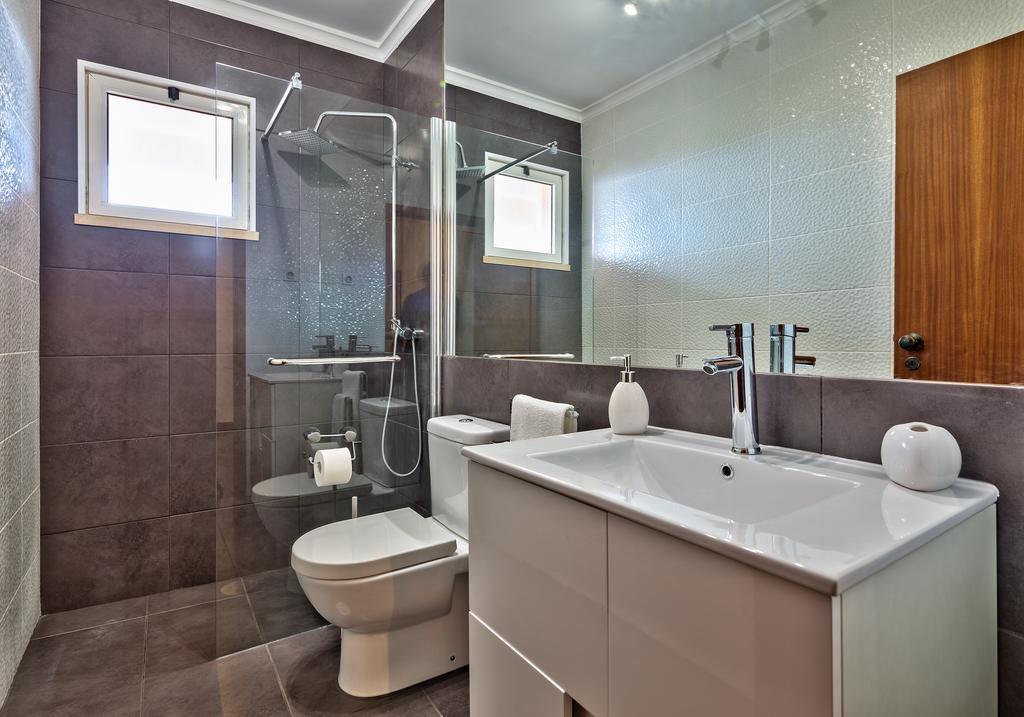 Two-Bedroom Apartment,371495239:JPEG