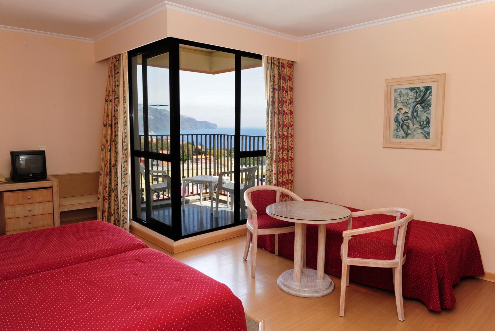 Estudio con vistas al mar