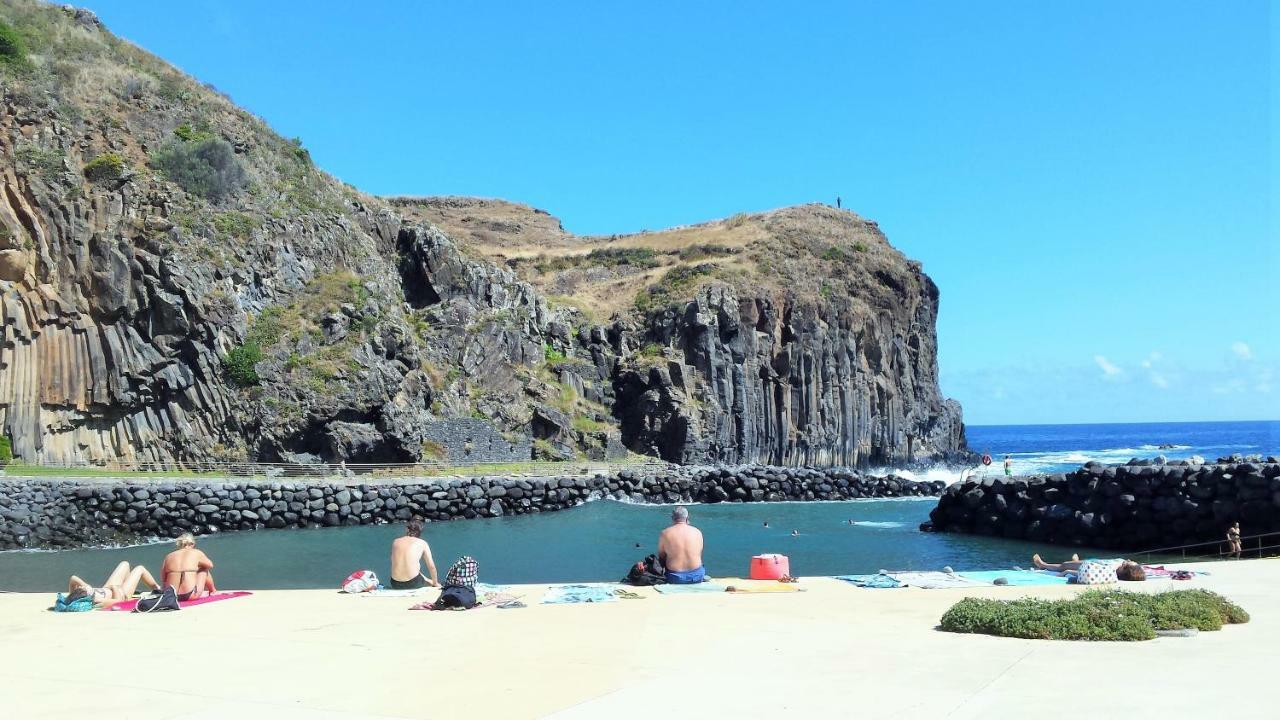 Three-Bedroom House,871262105:JPEG