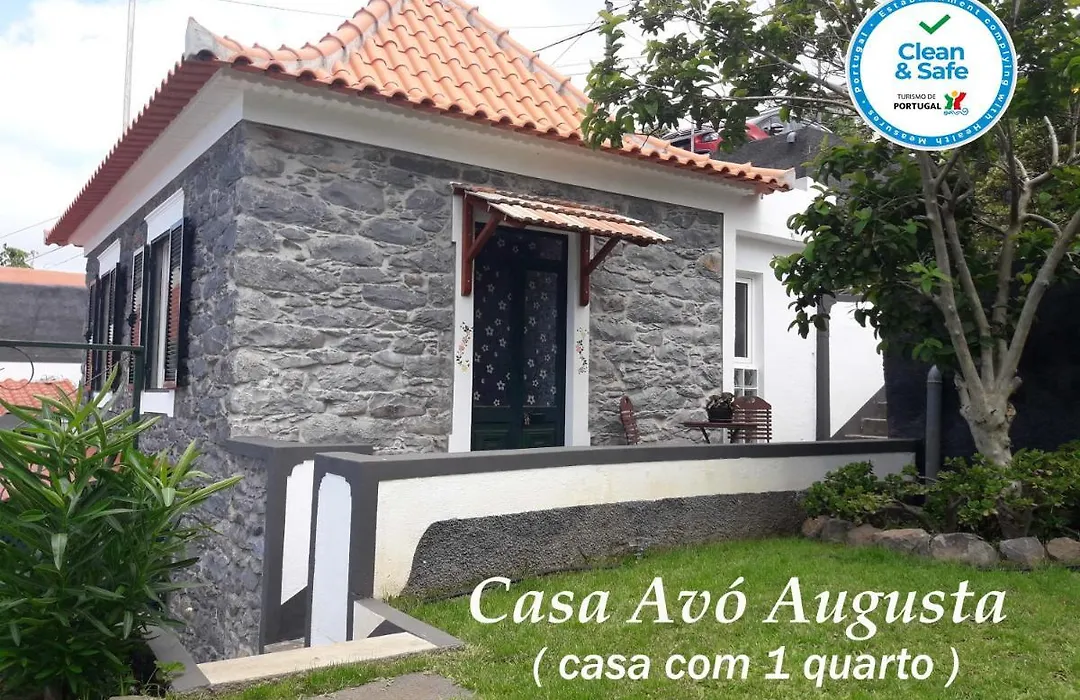 Casa Velha D Fernando e Casa Avó Augusta-1