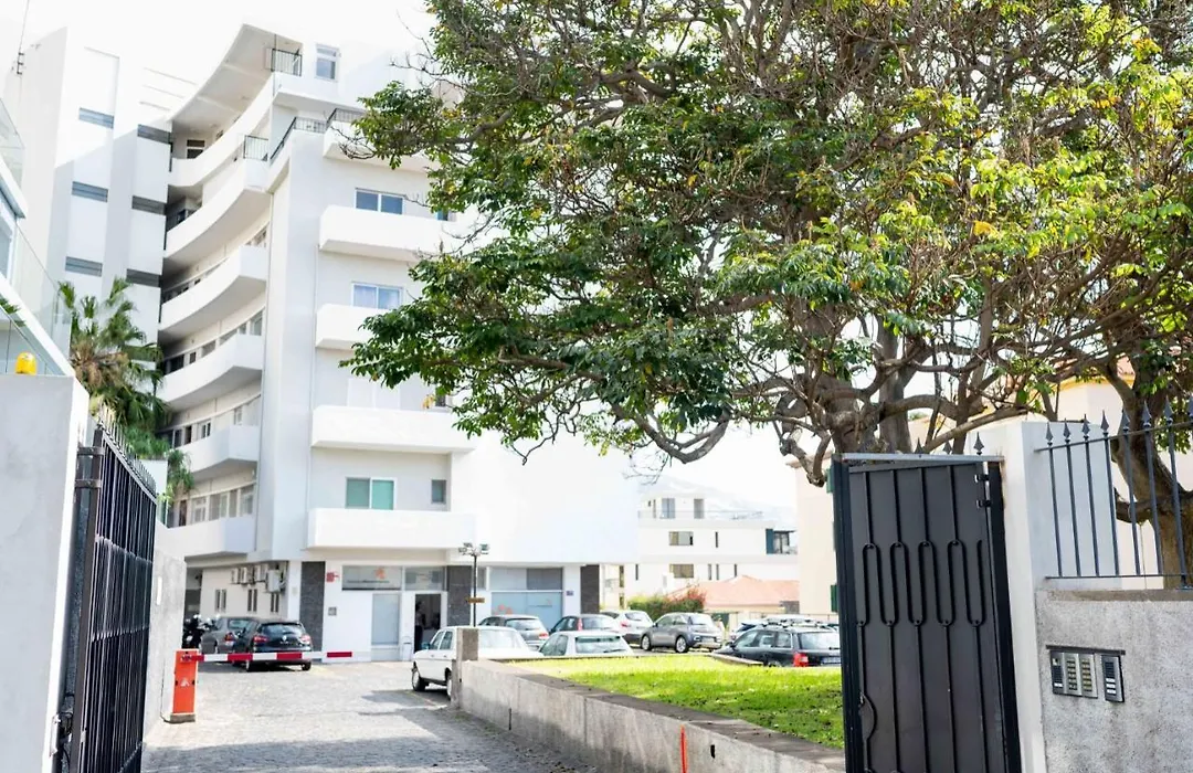 Rooftop Funchal II By Madeira Best Apartments-1
