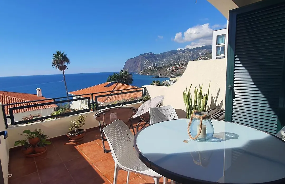 Luzia'S Apartment - 2 Bedroom Apartment Sleeps 4-1