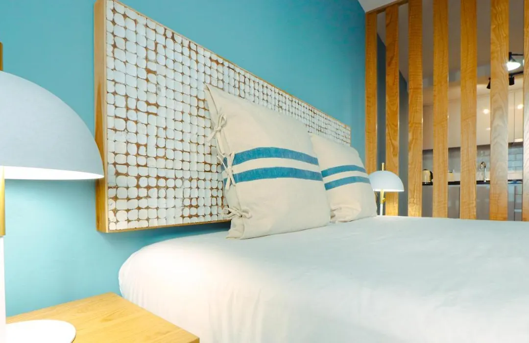 Marina Club Studio Traveller Hideaway-1