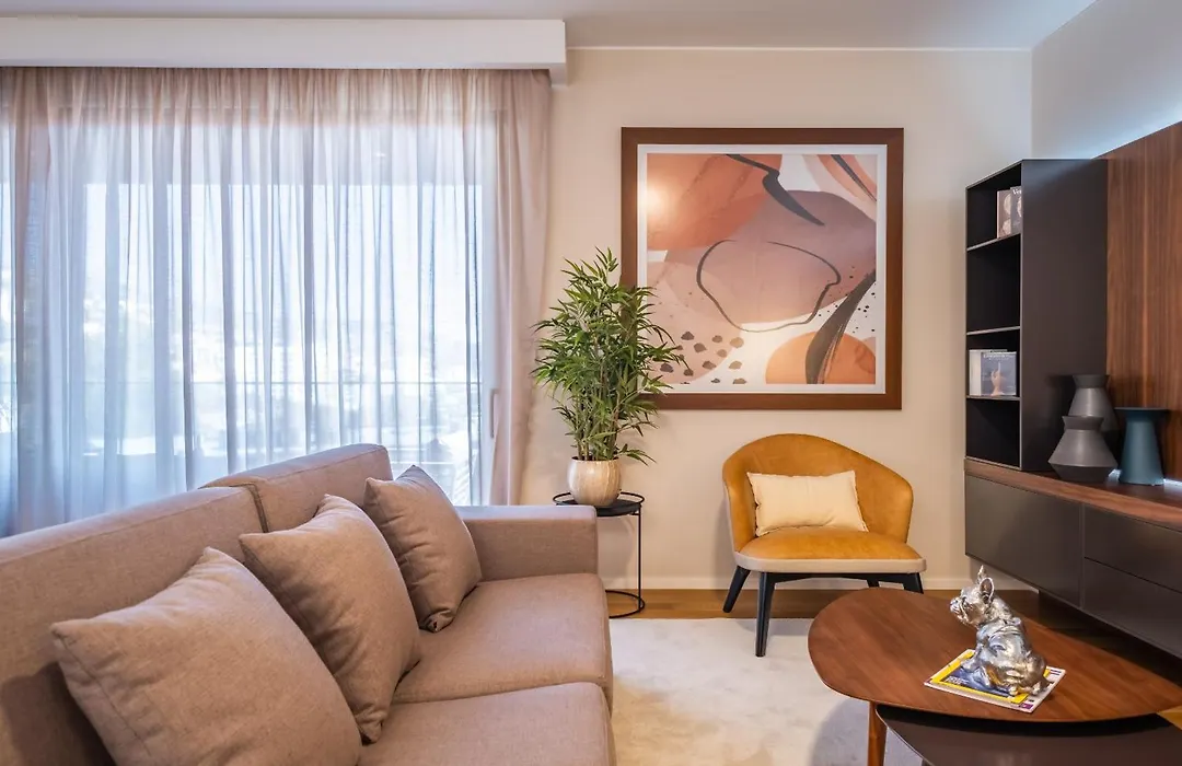 Maha By Kaamah - 2 Bedroom Oceanview Designer Apartment-1