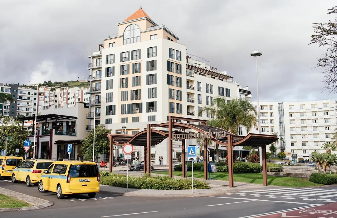 Sun Island Apartments-1