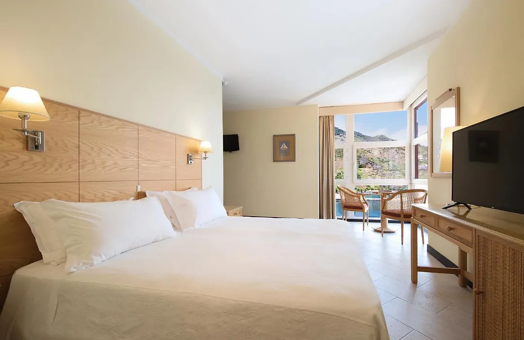 Baia Madeira Hotel-1