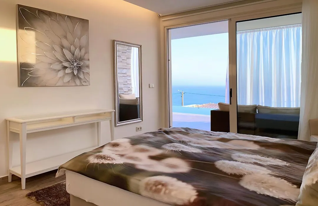 Holiday Apartment Sunset Ocean-1
