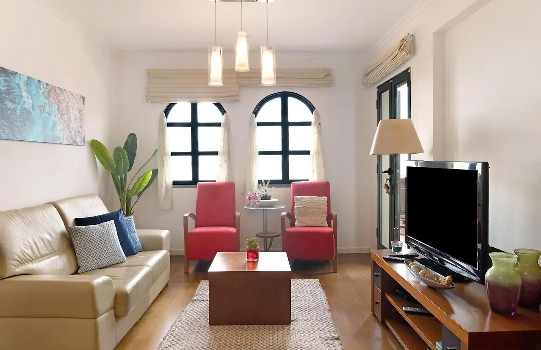 Luzias Apartment-1