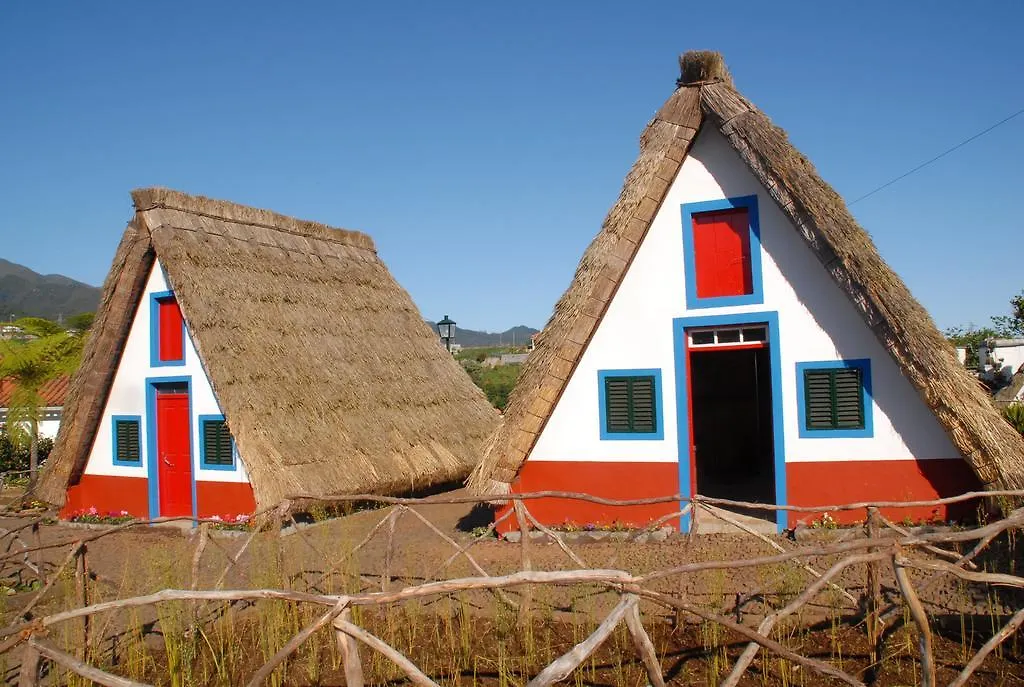 Hotel Pico Da Urze - Paul Da Serra-1