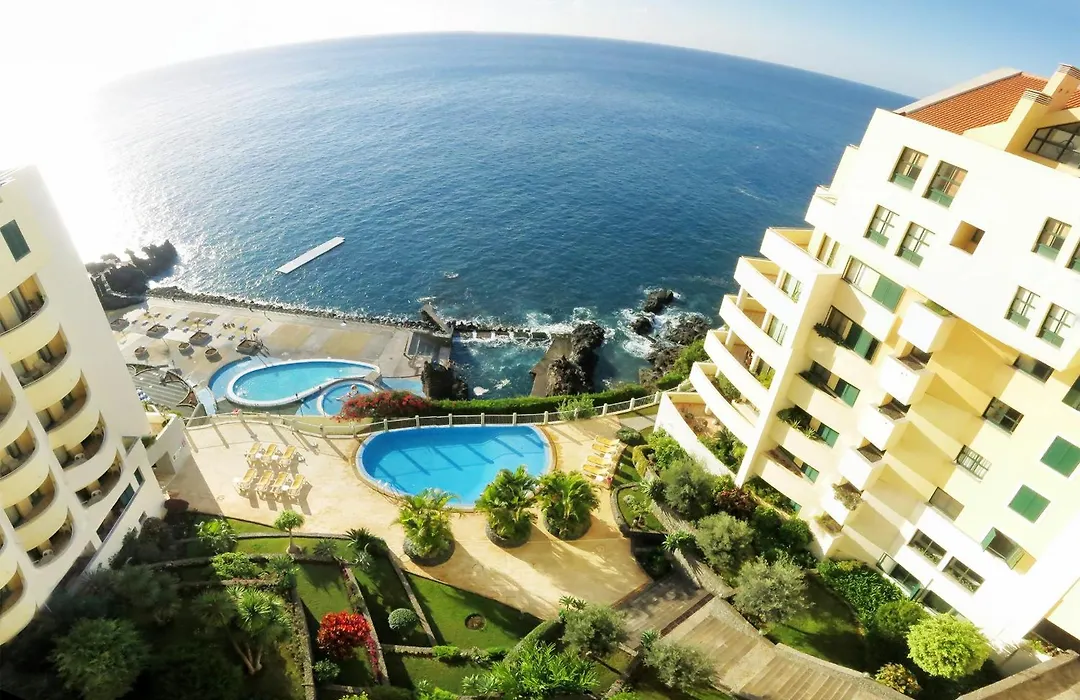 Superior Rentals - Beachfront Penthouse-1