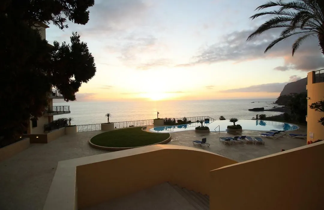 Formosa Infinity Pool Apartment-1