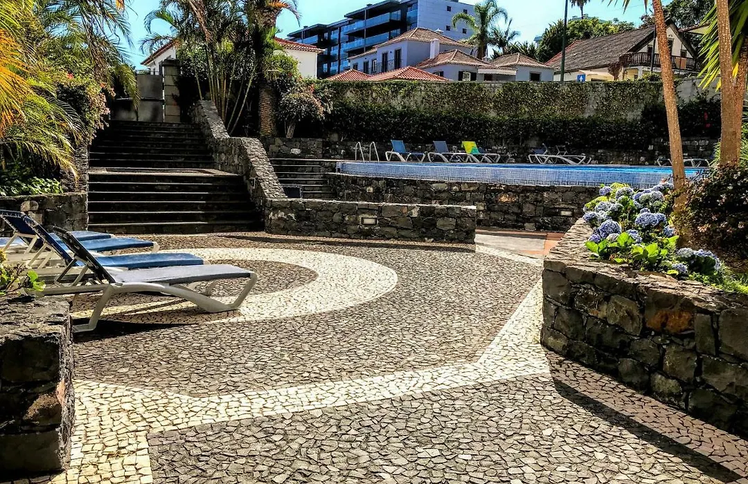Funchal Apartment, With Pool-1