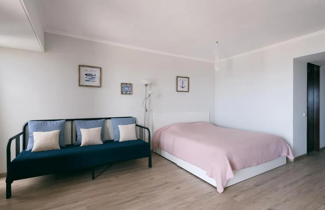Binis Apartment-1