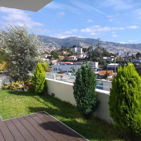 Mericia'S Gorgeous View-3