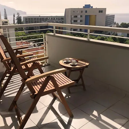 Dona I House - In Funchal With Free Parking-2