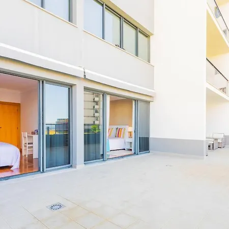 5 Bedrooms In Privileged Area With Ocean View-3