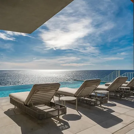 Barreirinha Suite Top Floor By Holiday Rental Madeira-2