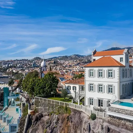 Barreirinha Suite Top Floor By Holiday Rental Madeira-3