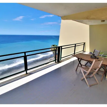 La Mar Apartment-3