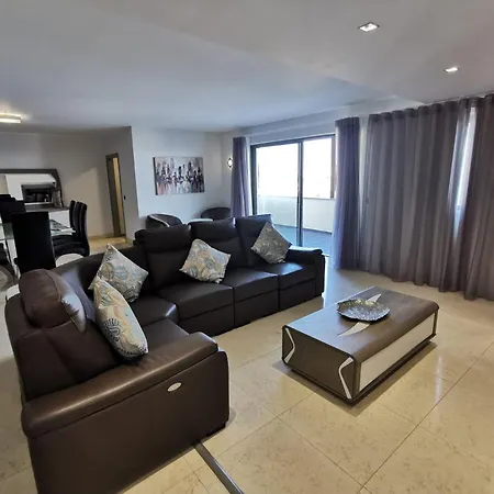 Sun Island Apartments-3