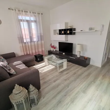 Charming Apartment In Funchal - Lazareto-2