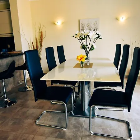 Vila Juntos By Your Madeira Rentals-3