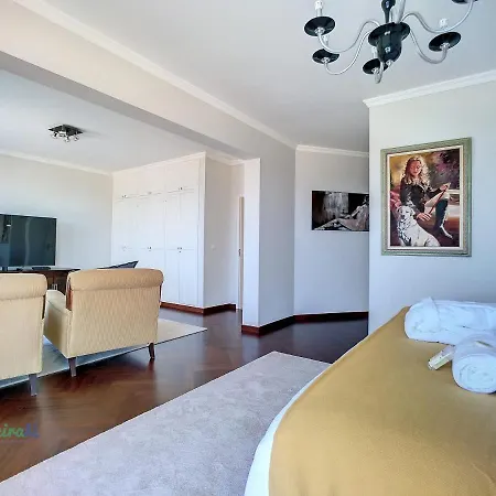 Pearls Beach Villa-2