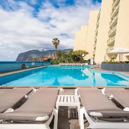 Tranquil Beachside Stay - Atlantic Gardens Beach-2