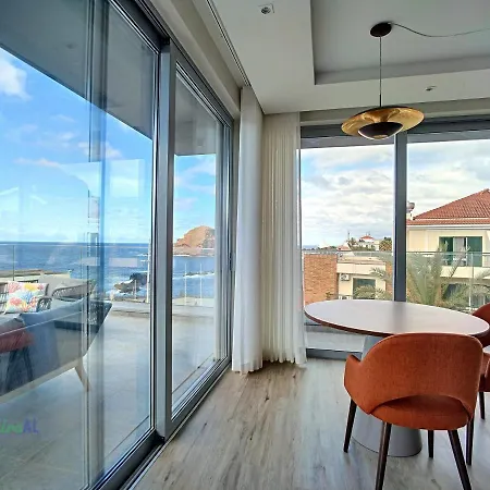 Pearls Beach Penthouse-3