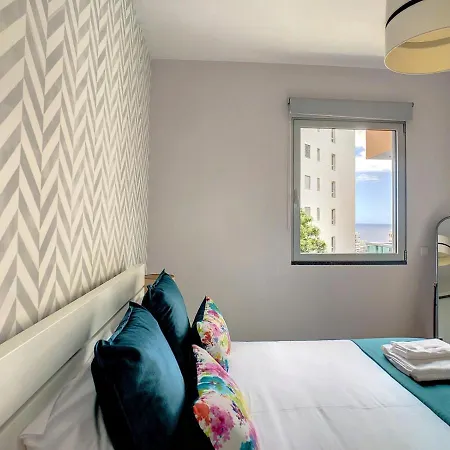 Alameda Apartment By Lovelystay-2