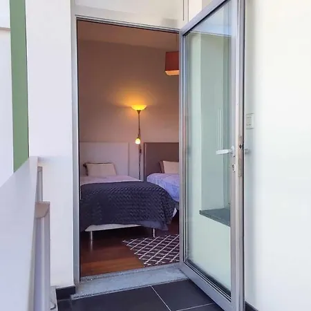 Lindas Holiday Apartment-2