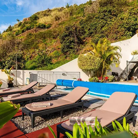 Villa Nunes, Big Holiday House With Private Pool-2