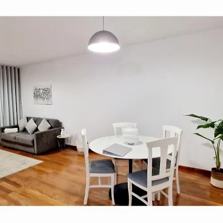 Ocean Pearl Apartment M-2