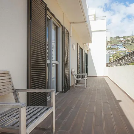 Portola Penthouse By Ymr-2
