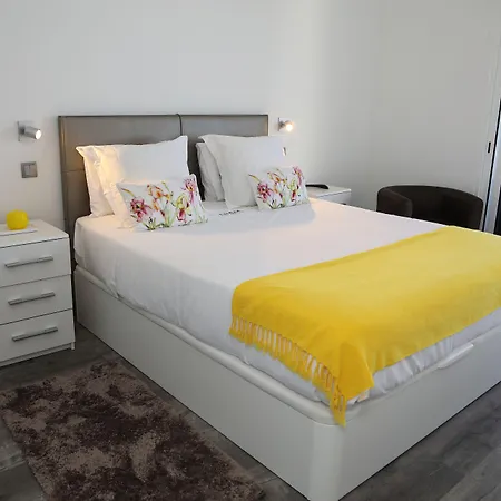 Monumental Apartments - Multi Listing-3