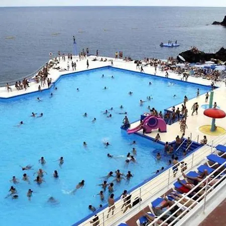 Miramar Apartment With Pool By Holiday Rental Madeira-3