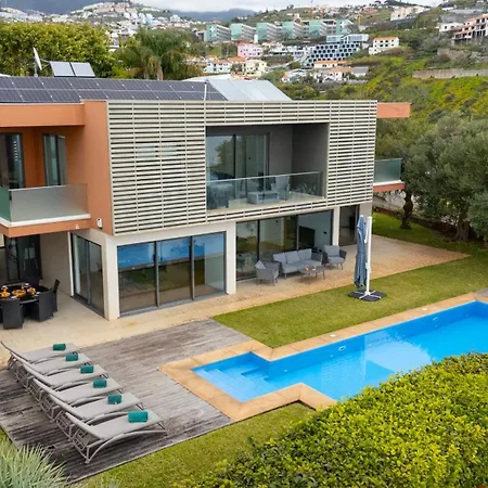Villa Vitoria - By Lovelystay-3
