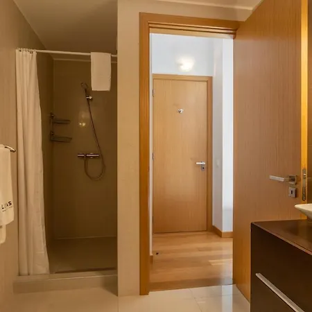 Santa Luzia Funchal View 2Br Pool, Ac & Parking-2