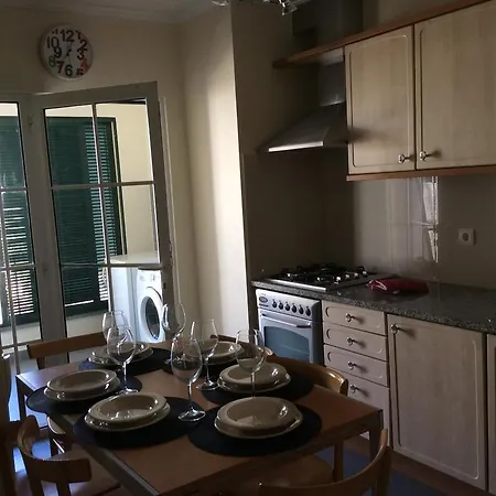 Excelente T3 Duplex Funchal-2