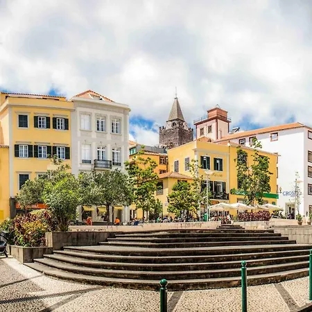 Apartamentos Praca Amarela By Heart Of Funchal-3