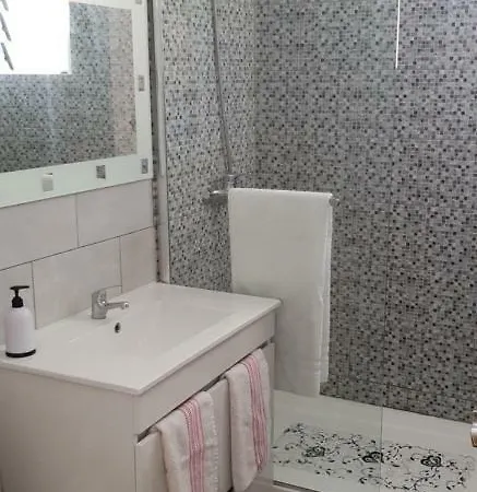 Esthela Home-3