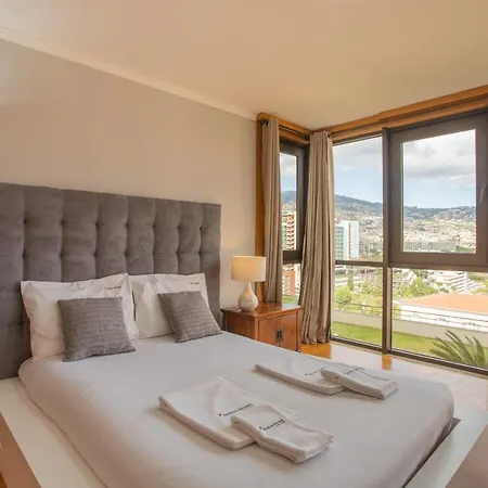 Flh Funchal Amazing Sea View Apartment With Pool-3