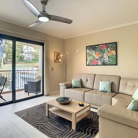 Apartment Lotus By Lovelystay-2